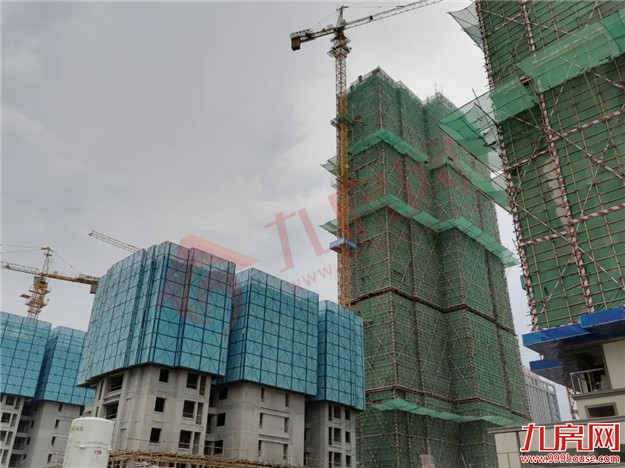 低价警报!刚需必看!暴踩闽侯高新区!1字头楼盘聚集!谁才是性价比之王?——九房网 低价警报!刚需必看!暴踩闽侯高新区!1字头楼盘聚集!谁才是性价比之王?——九房网