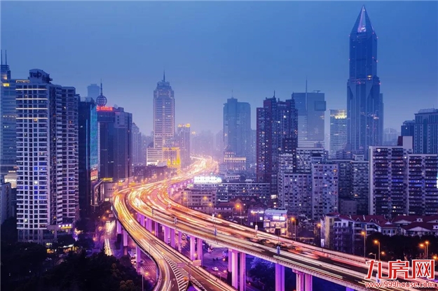 倾城瞩目!大东海•中央府营销中心盛大开放,启幕南二环!——九房网 倾城瞩目!大东海•中央府营销中心盛大开放,启幕南二环!——九房网