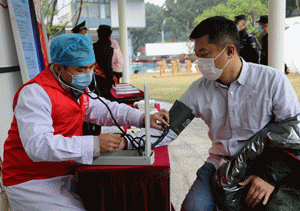 邻里情“融”，“侨”见幸福。——九房网