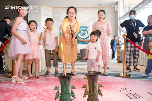 麓遇美好，礼呈心意 | 快来GET你的国风大片啦~——九房网