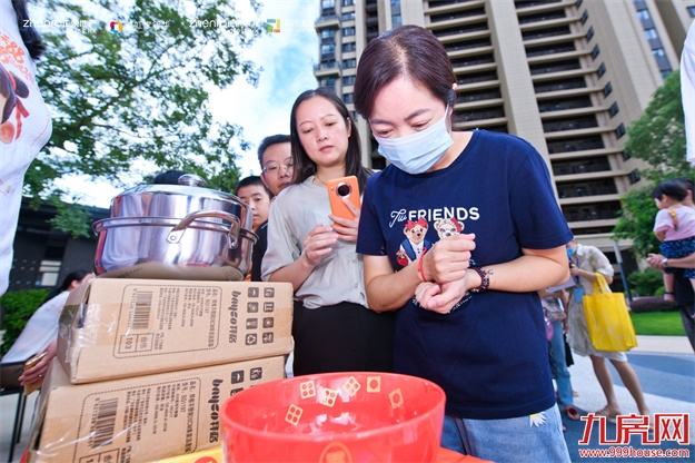 福州正荣 | 月满正团圆,荣情耀中秋——九房网 福州正荣 | 月满正团圆,荣情耀中秋——九房网