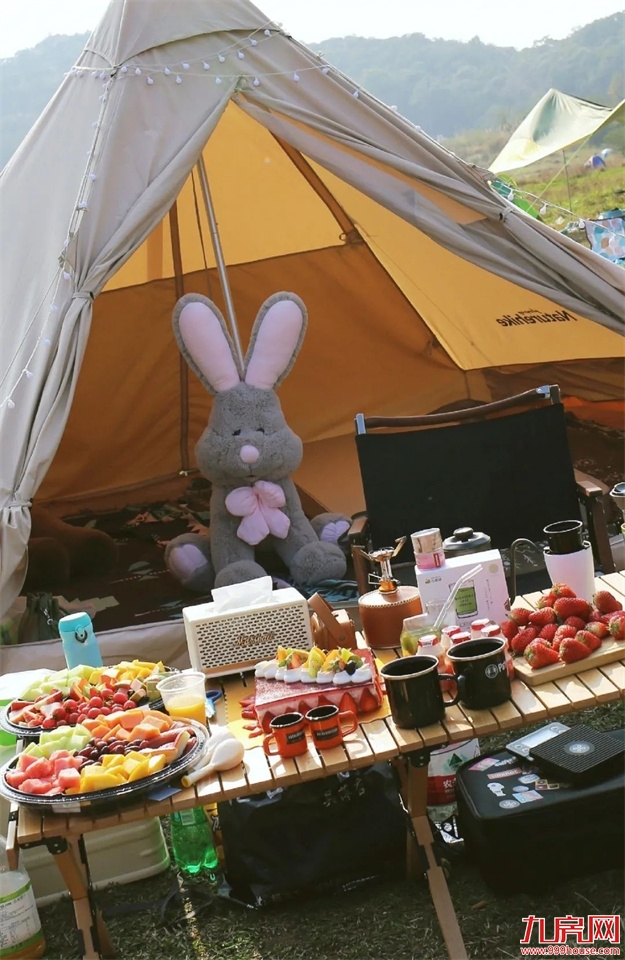 国庆剧透丨还没安排好你的假日？湖畔追风去——九房网