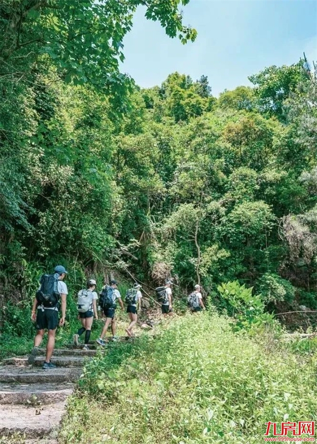 国庆剧透丨还没安排好你的假日？湖畔追风去——九房网
