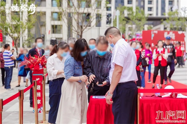 闽粹悦府 相约家期 | 正荣悦榕府盛大交付——九房网