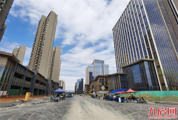 臻品生活家｜执笔述锦秋，落笔寄臻情——九房网