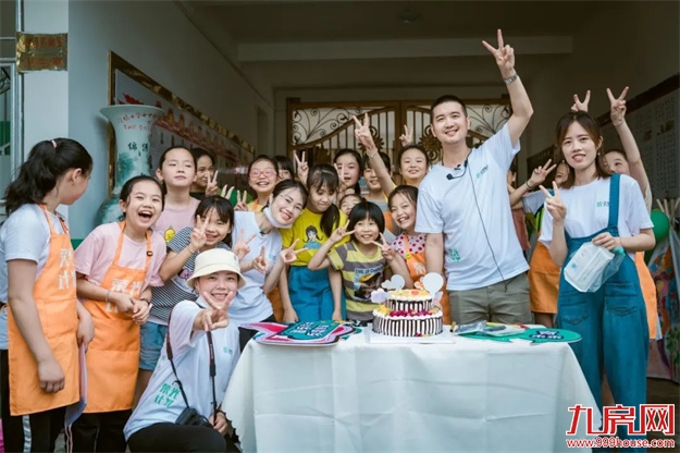 正荣亮相第九届中国慈展会 | 23年，向光而行——九房网