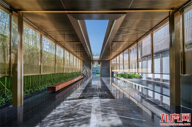 有一种建筑叫龙湖丨领头羊的不断自我超越——九房网