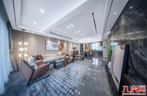 有一种建筑叫龙湖丨领头羊的不断自我超越——九房网