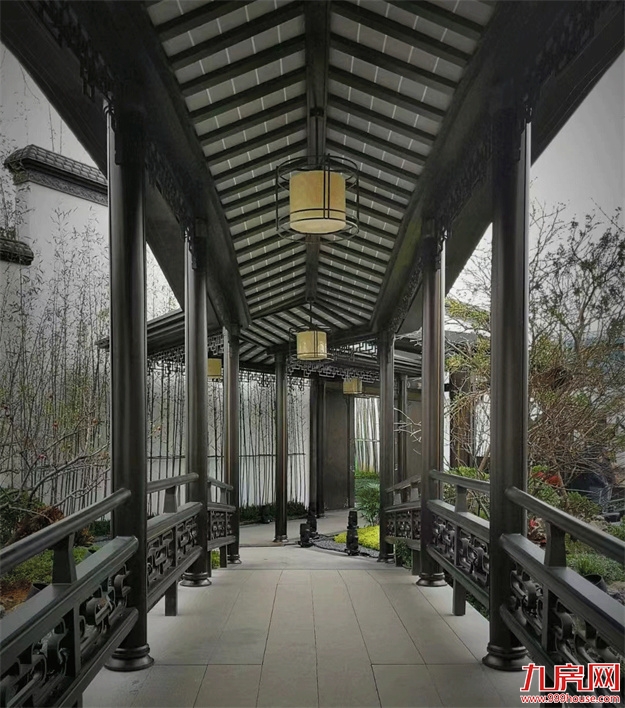 一场沉浸式歌舞剧的园游会，探秘海月江南东方美学——九房网