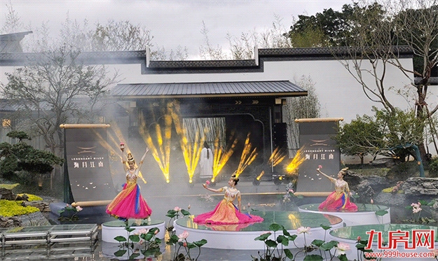 一场沉浸式歌舞剧的园游会，探秘海月江南东方美学——九房网