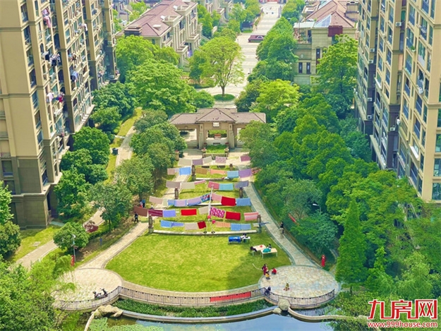 一键get龙湖社区“不老”的秘密!“善居魔法师”了解一下?——九房网 一键get龙湖社区“不老”的秘密!“善居魔法师”了解一下?——九房网