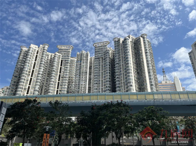 实探!房价连跌3个月!有房降6千/㎡!岛内这片区不香了?——九房网 实探!房价连跌3个月!有房降6千/㎡!岛内这片区不香了?——九房网