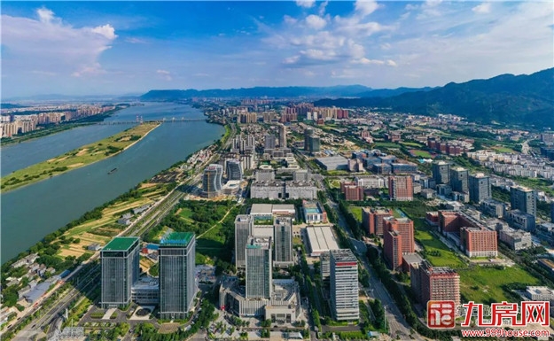 定了!专项行动!福州人口要上千万级!这些人3年内免费坐公交地铁……——九房网 定了!专项行动!福州人口要上千万级!这些人3年内免费坐公交地铁……——九房网