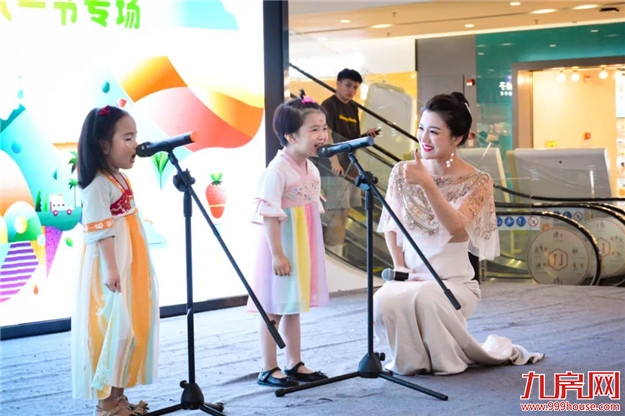 这些笑容的甜度,藏着幸福的指数——九房网 这些笑容的甜度,藏着幸福的指数——九房网