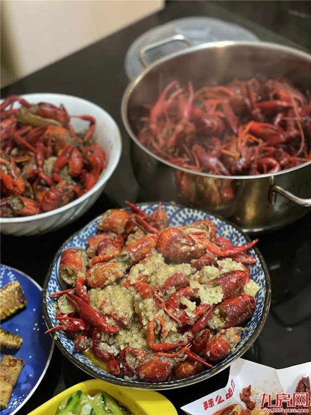 定了!约在今晚!——九房网 定了!约在今晚!——九房网