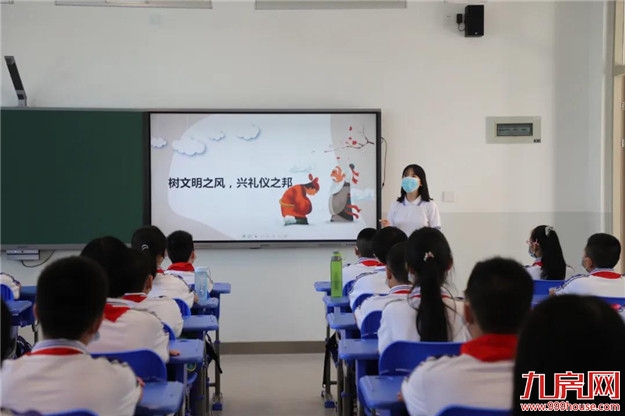 为什么选择滨江正荣府?听听他怎么说——九房网 为什么选择滨江正荣府?听听他怎么说——九房网