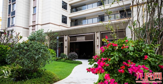 提前交房!实探央企海景现房,你可以永远相信中国金茂!——九房网 提前交房!实探央企海景现房,你可以永远相信中国金茂!——九房网