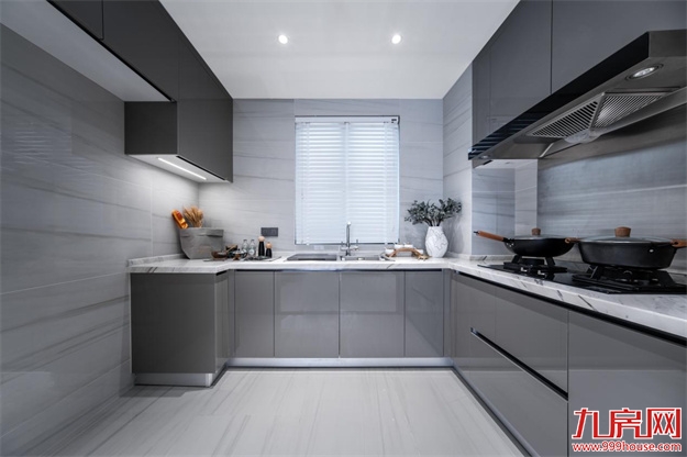 提前交房!实探央企海景现房,你可以永远相信中国金茂!——九房网 提前交房!实探央企海景现房,你可以永远相信中国金茂!——九房网