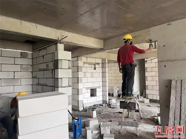 喜封金顶 | 正荣悦玲珑二期以匠心致品质,美好如约绽放——九房网 喜封金顶 | 正荣悦玲珑二期以匠心致品质,美好如约绽放——九房网