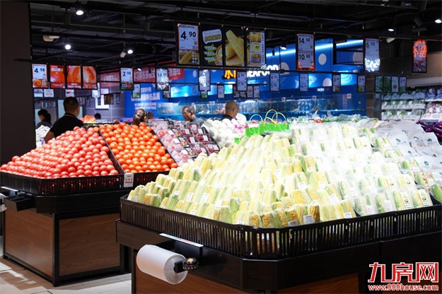 胖东来品质注入滨江生活 永辉融侨店焕新演绎“家门口的品质升级”——九房网 胖东来品质注入滨江生活 永辉融侨店焕新演绎“家门口的品质升级”——九房网